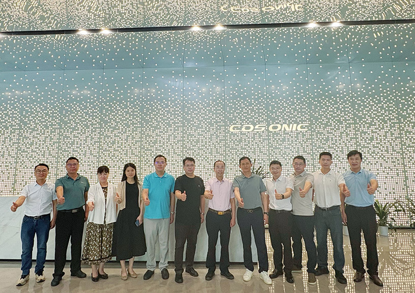 汉中职业技术学院到访尊龙集团官网智能发展校企合作互换